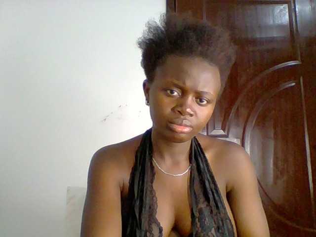 PreggoBeauty live cam on BongaCams