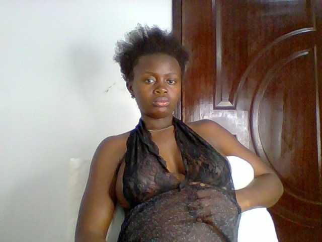 PreggoBeauty live cam on BongaCams