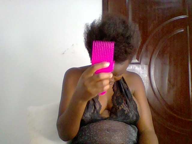 PreggoBeauty live cam on BongaCams