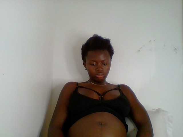PreggoBeauty live cam on BongaCams