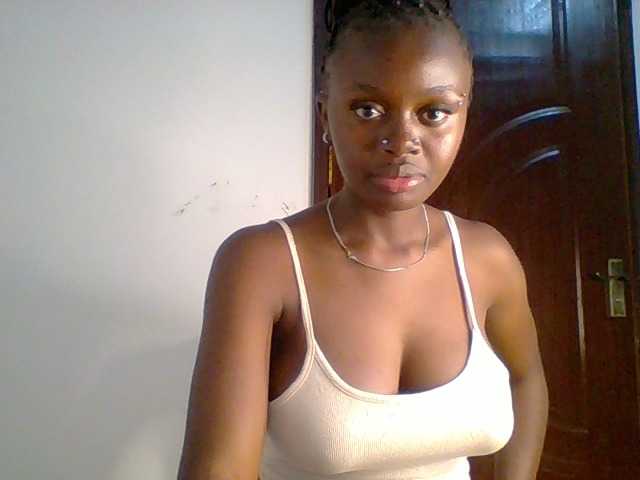 PreggoBeauty live cam on BongaCams