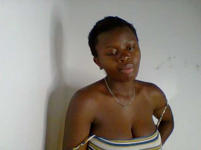 PreggoBeauty live cam on BongaCams