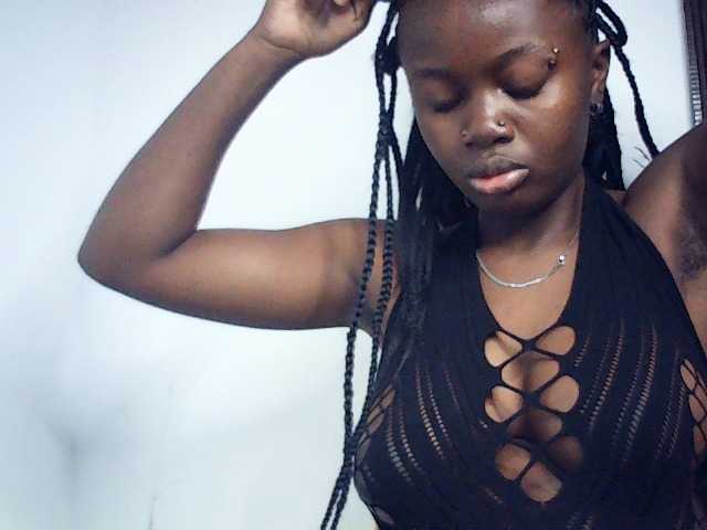 PreggoBeauty live cam on BongaCams