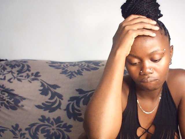 PreggoBeauty — live female cam