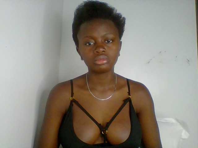 PreggoBeauty live cam on BongaCams