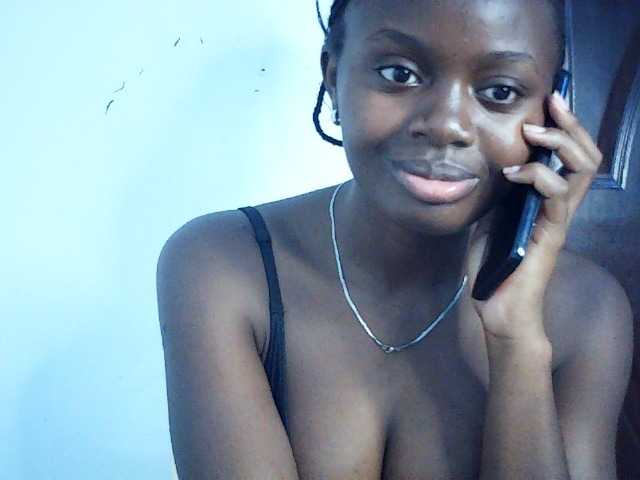 PreggoBeauty live cam on BongaCams