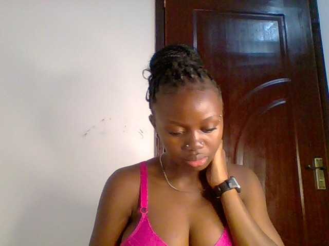 PreggoBeauty live cam on BongaCams
