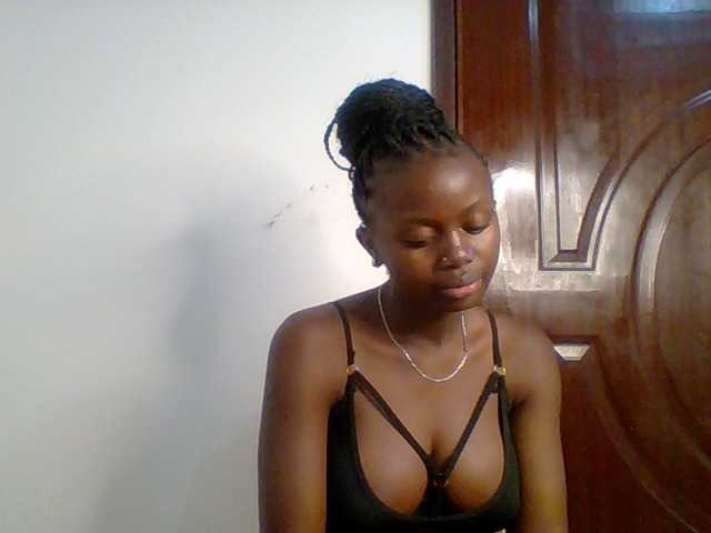 PreggoBeauty live cam on BongaCams