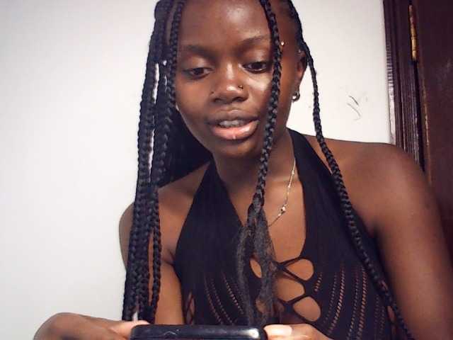 PreggoBeauty live cam on BongaCams