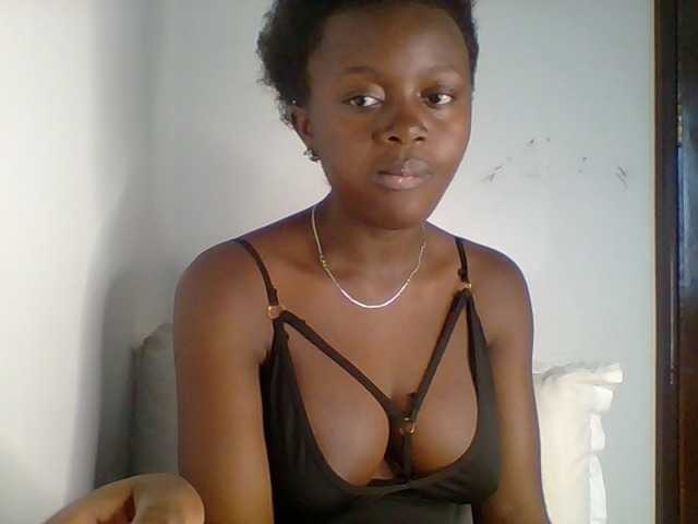 PreggoBeauty live cam on BongaCams