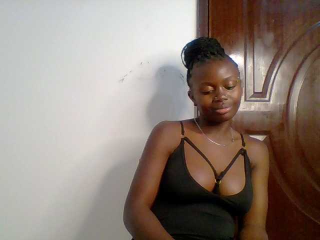 PreggoBeauty live cam on BongaCams
