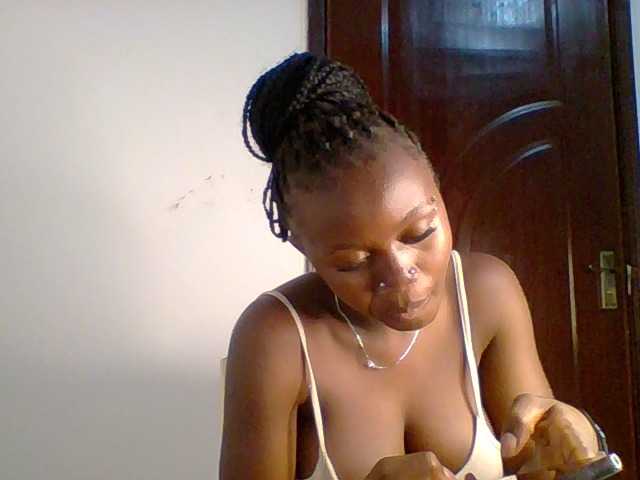 PreggoBeauty live cam on BongaCams