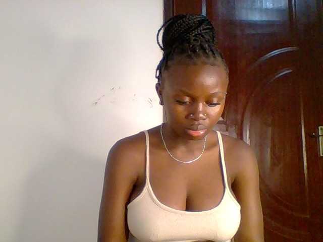 PreggoBeauty live cam on BongaCams