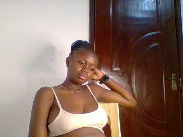 PreggoBeauty live cam on BongaCams