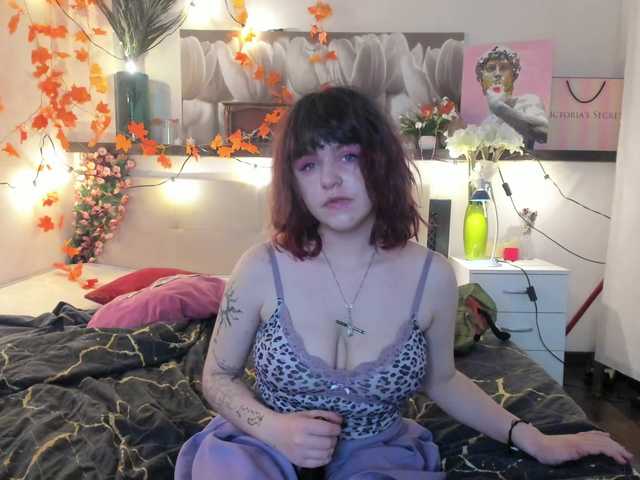 Sweetyblum live cam on BongaCams