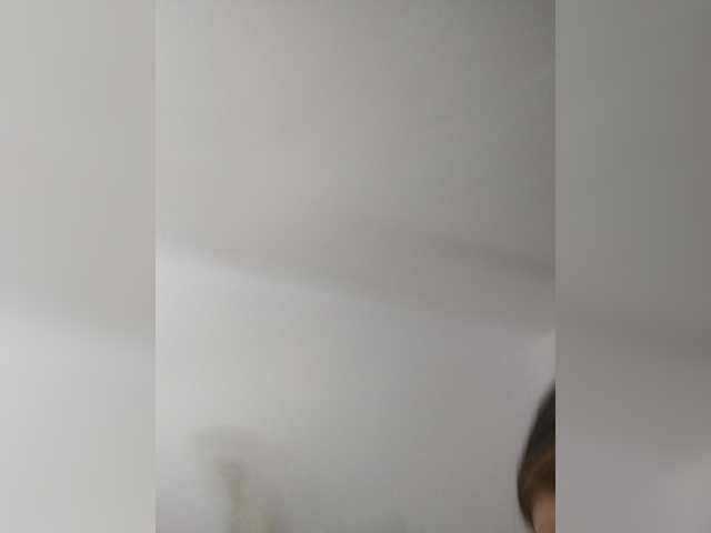Dollyhot live cam preview