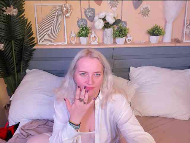 VictoriaNotti webcam