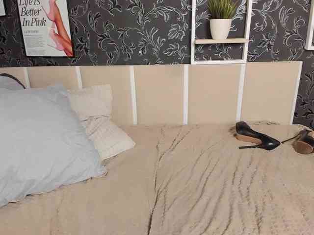 VictoriaNotti webcam
