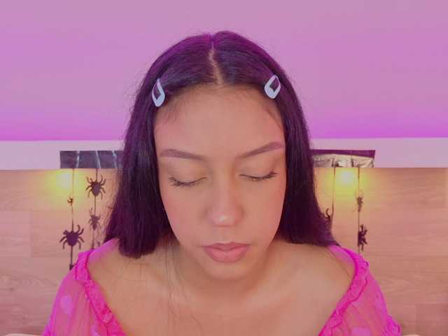 Mia-Rivers live cam on BongaCams