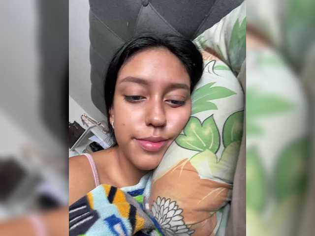 Mia-Rivers live cam on BongaCams