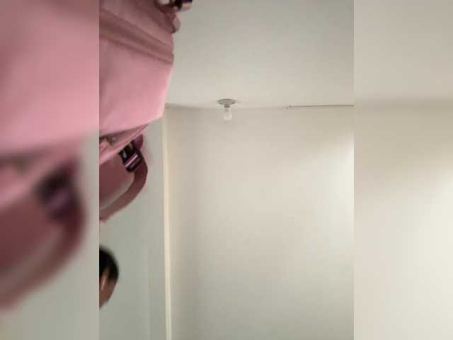 Mia-Rivers live cam on BongaCams