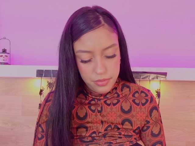 Mia-Rivers live cam on BongaCams