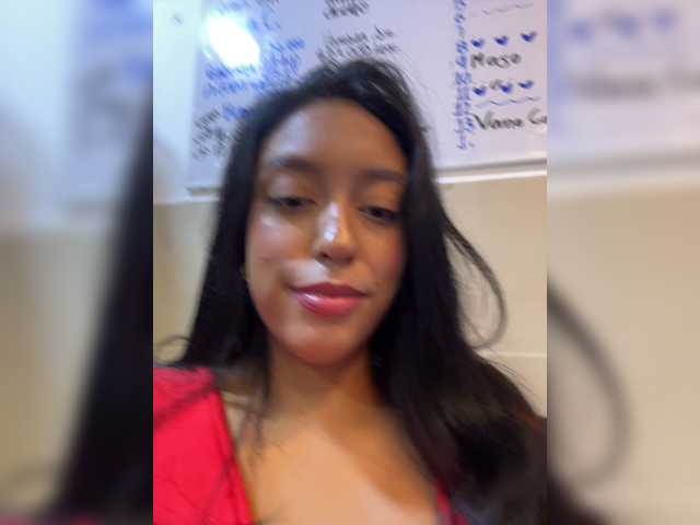 Mia-Rivers live cam preview