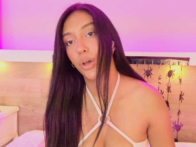 Mia-Rivers live cam on BongaCams