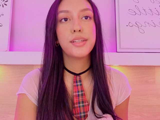 Mia-Rivers live cam on BongaCams