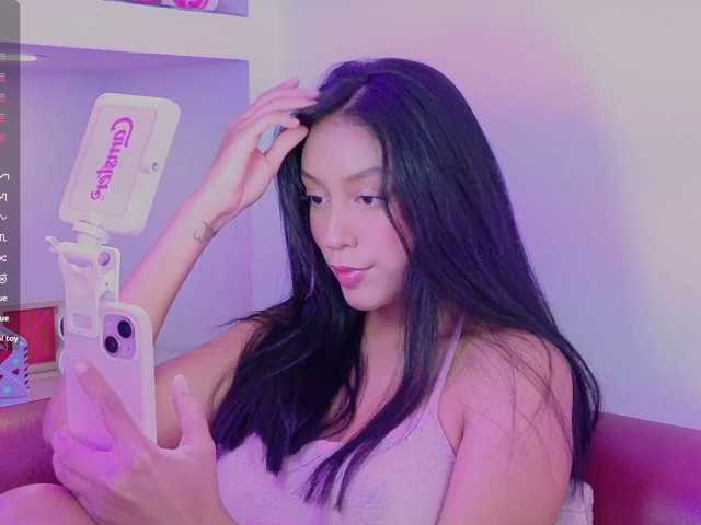 Mia-Rivers live cam on BongaCams