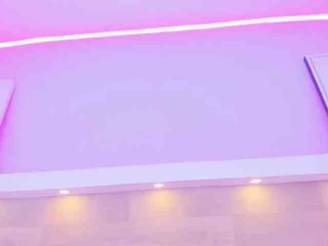 Mia-Rivers webcam