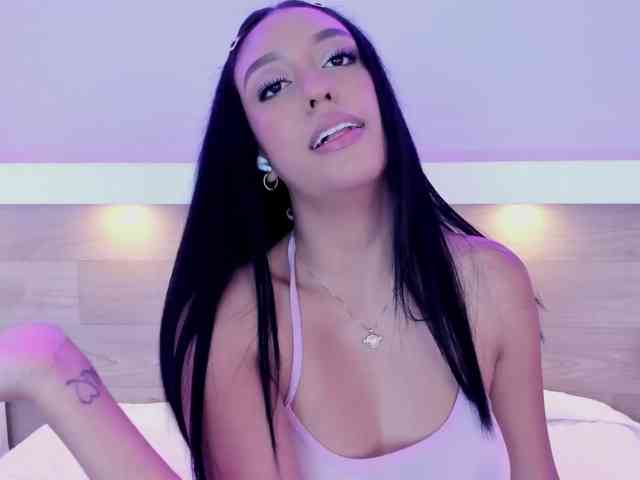 Mia-Rivers webcam