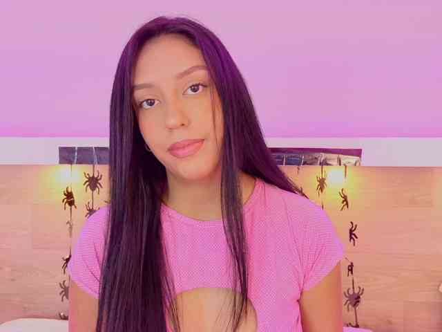 Mia-Rivers webcam