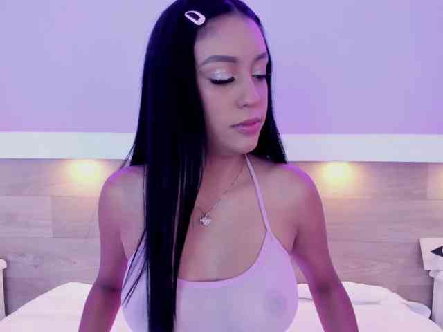 Mia-Rivers webcam