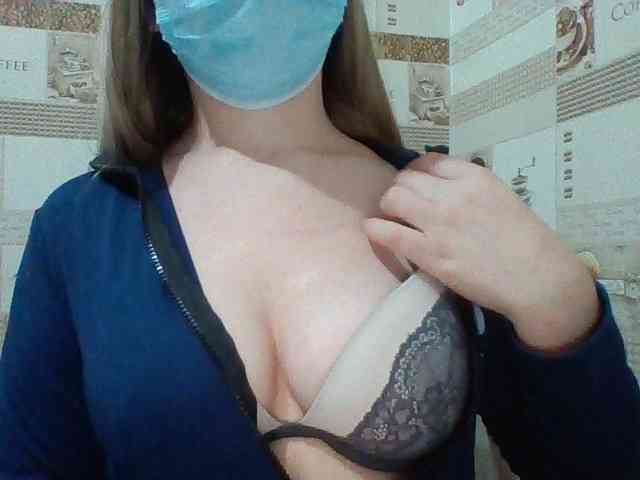 young-1one webcam