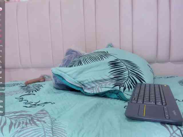 anahi-solerr webcam