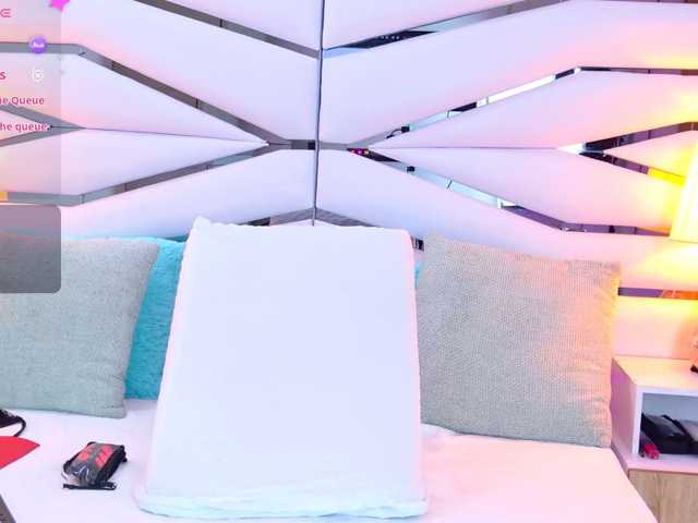Mari-Luna live cam on BongaCams