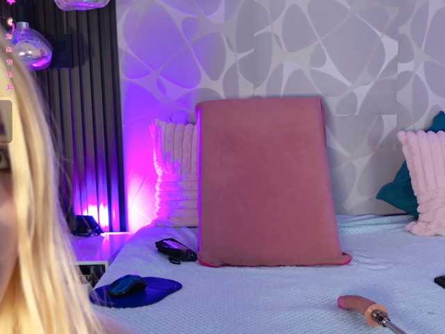 Mari-Luna live cam on BongaCams