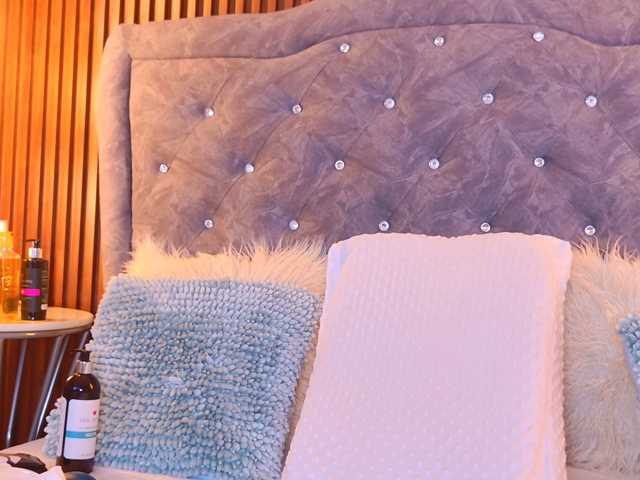 Mari-Luna live cam on BongaCams