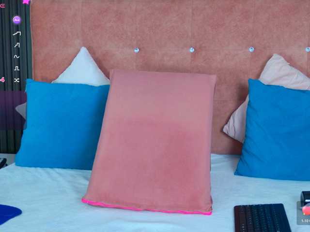 Mari-Luna live cam on BongaCams