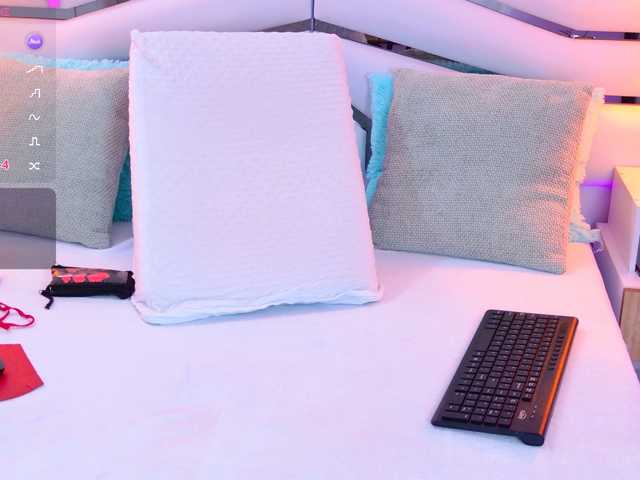 Mari-Luna live cam on BongaCams