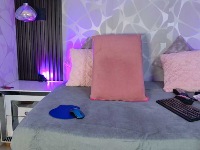 Mari-Luna live cam on BongaCams