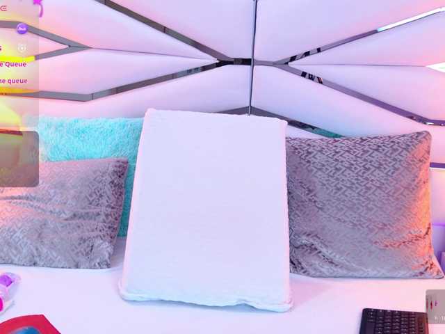 Mari-Luna live cam on BongaCams