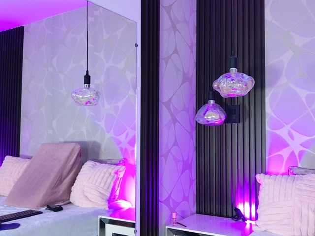 Mari-Luna live cam on BongaCams