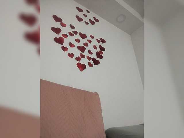 Helen2019, en vivo ahora en BongaCams