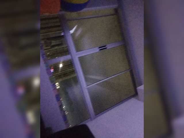 Helen2019 live cam preview