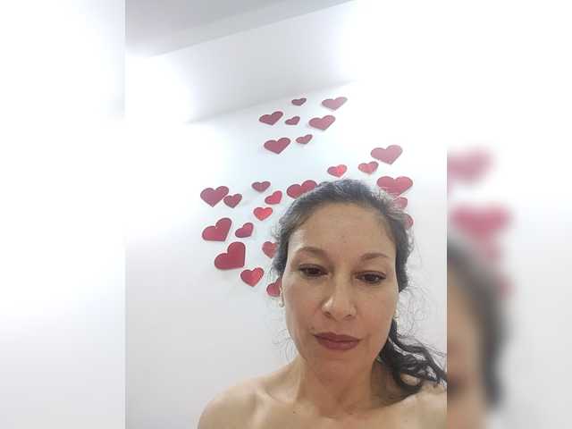 Helen2019 live cam preview