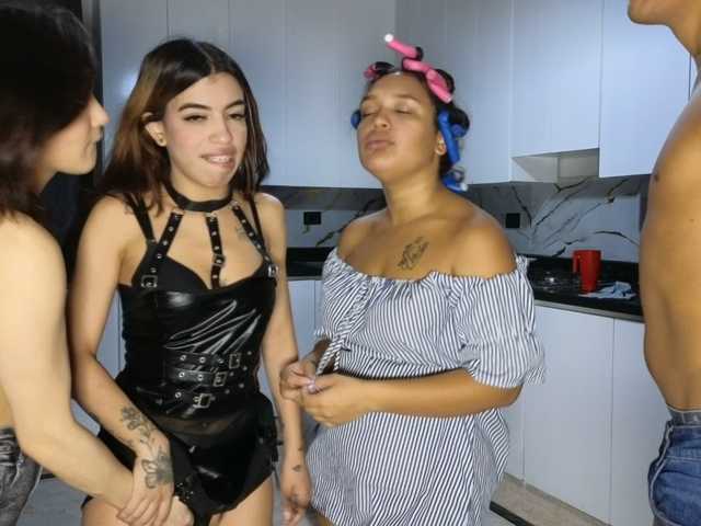 Nighttimedate-room live cam on BongaCams