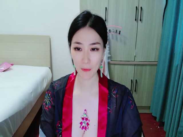 lilibaobei1314, en vivo ahora en BongaCams