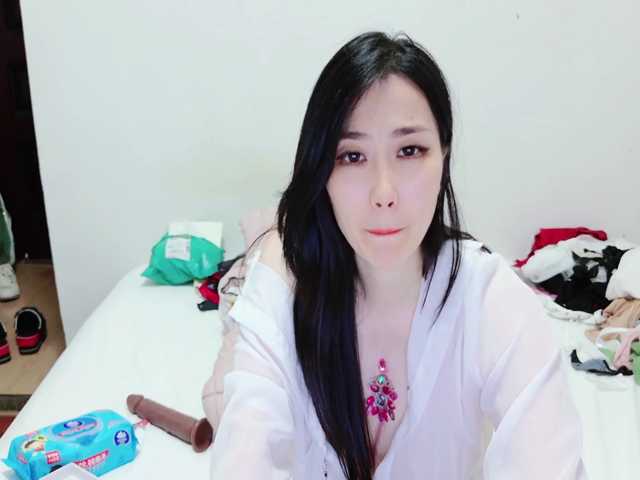 lilibaobei1314 live cam on BongaCams